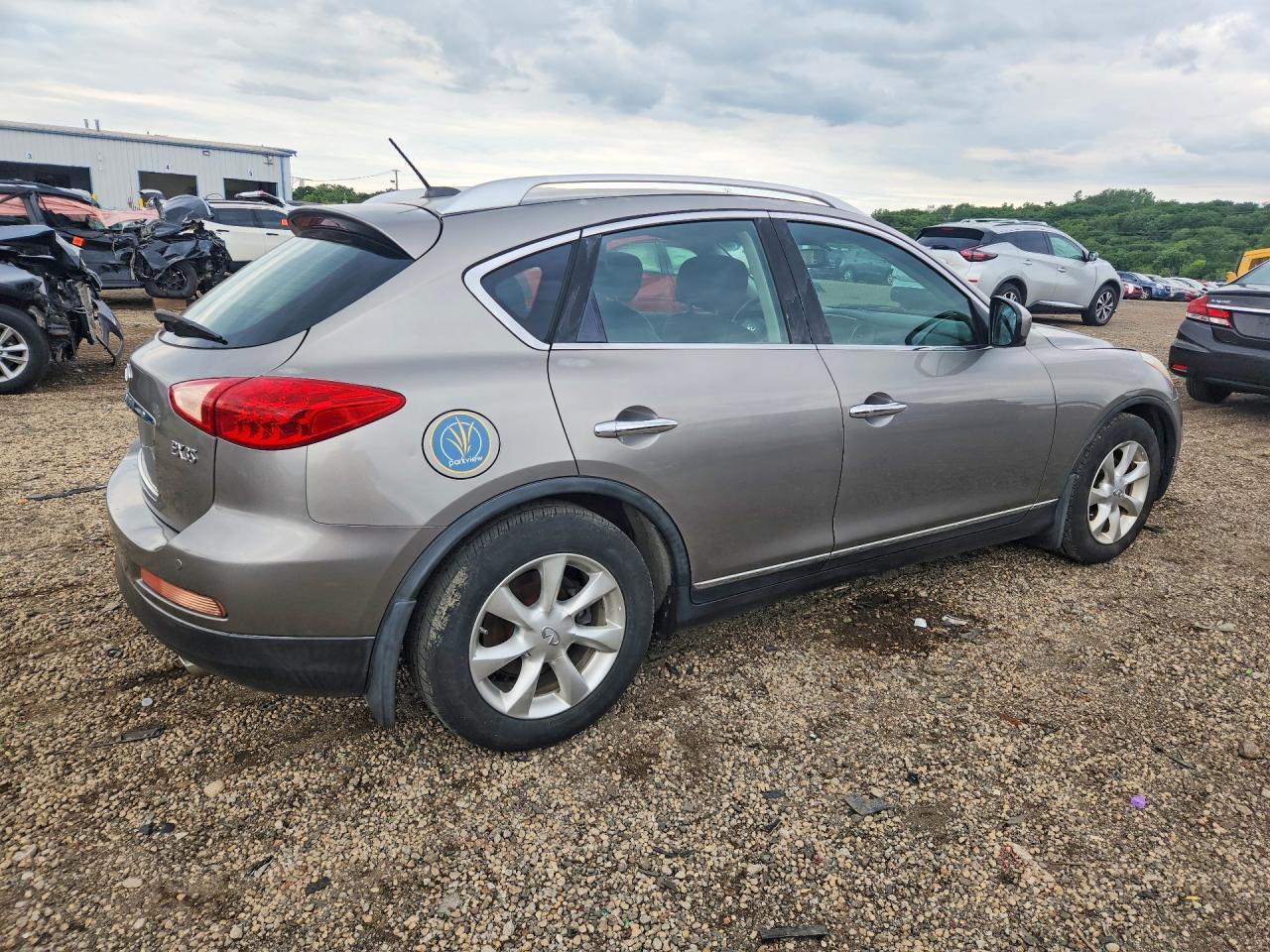 2010 INFINITI EX35