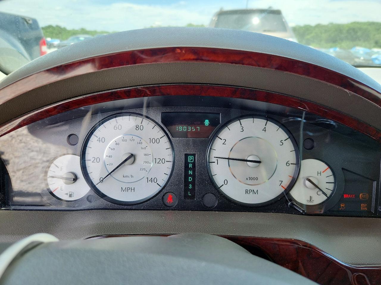 2010 CHRYSLER 300