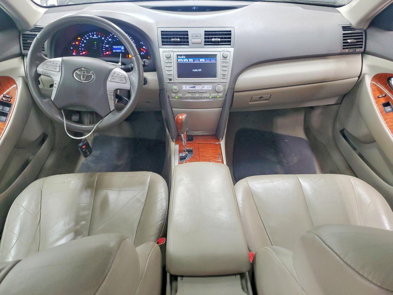 2011 TOYOTA CAMRY