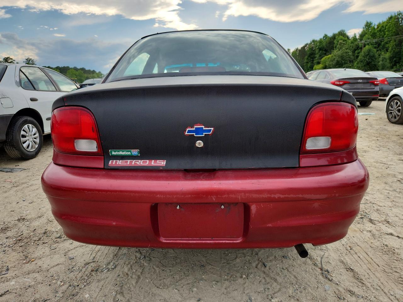 2000 CHEVROLET Metro