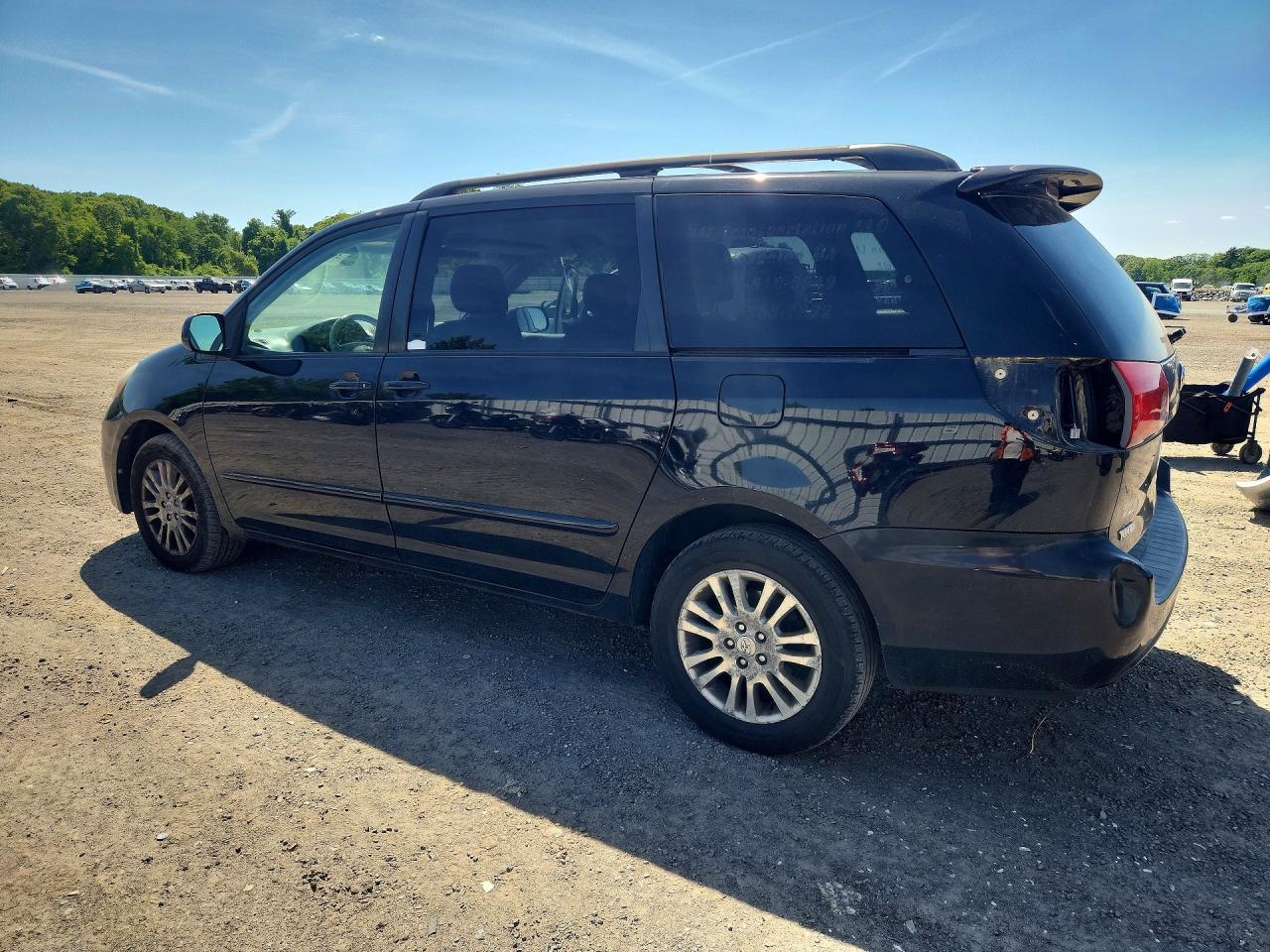 2008 TOYOTA SIENNA