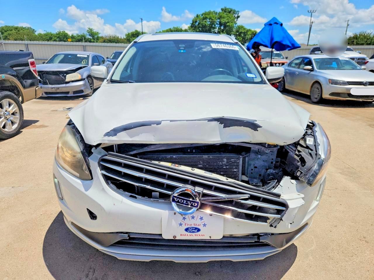 2016 VOLVO XC60