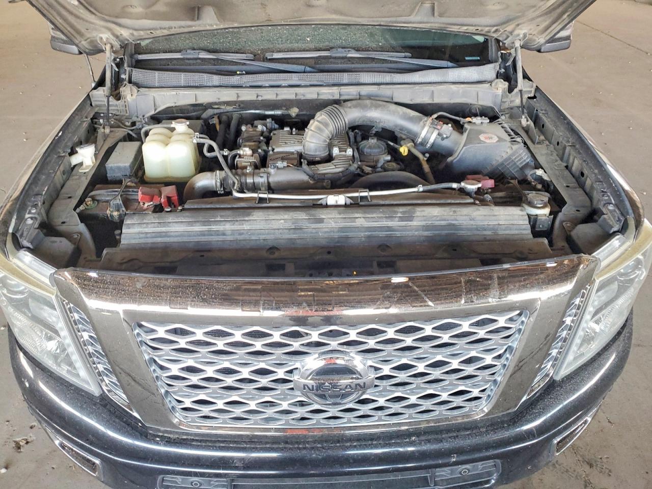 2017 NISSAN Titan