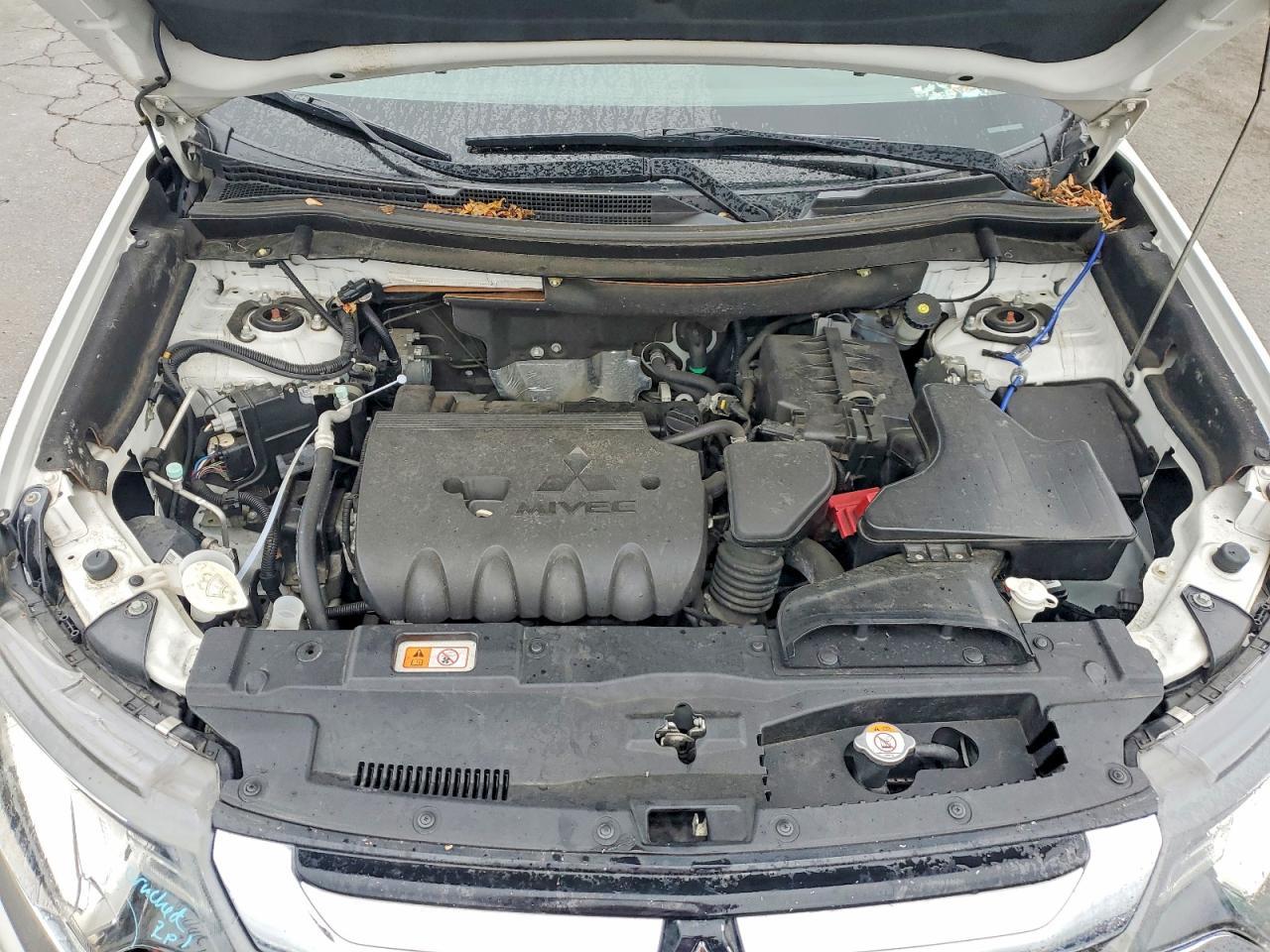 2016 MITSUBISHI outlander