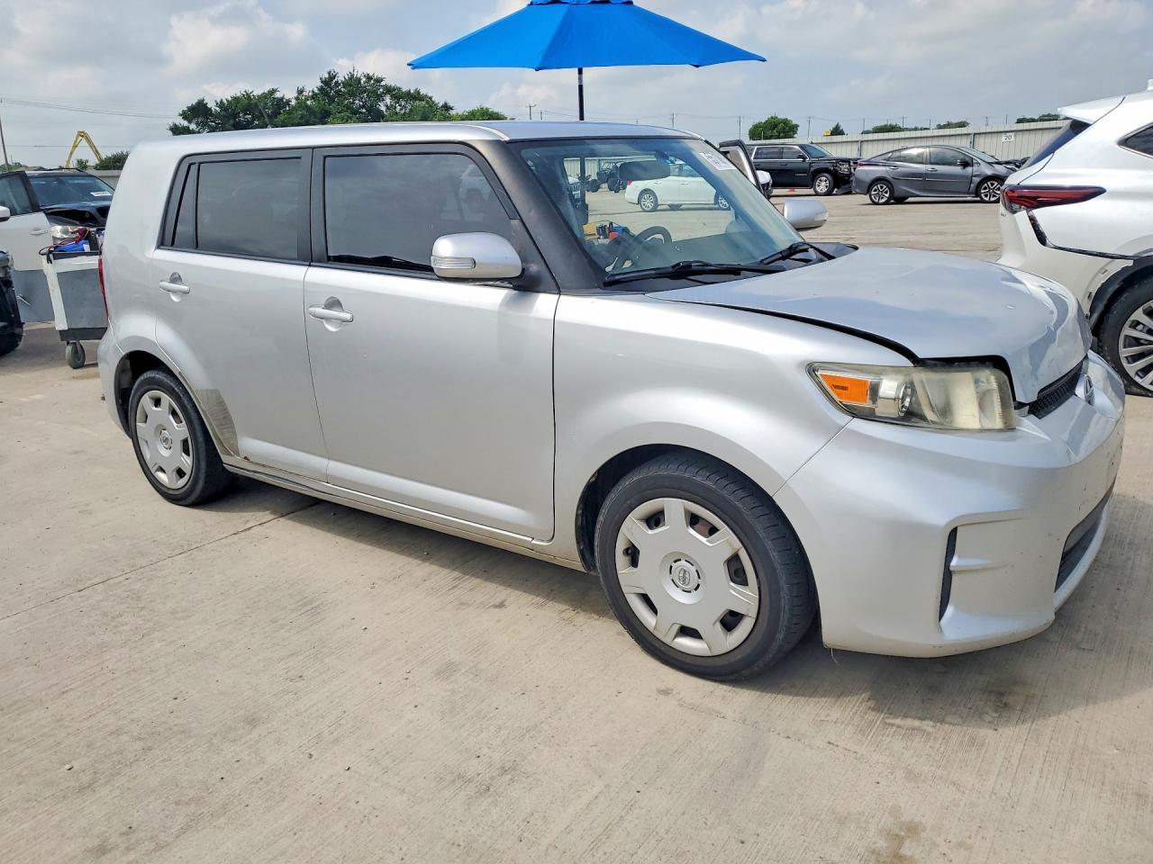 2012 SCION xB