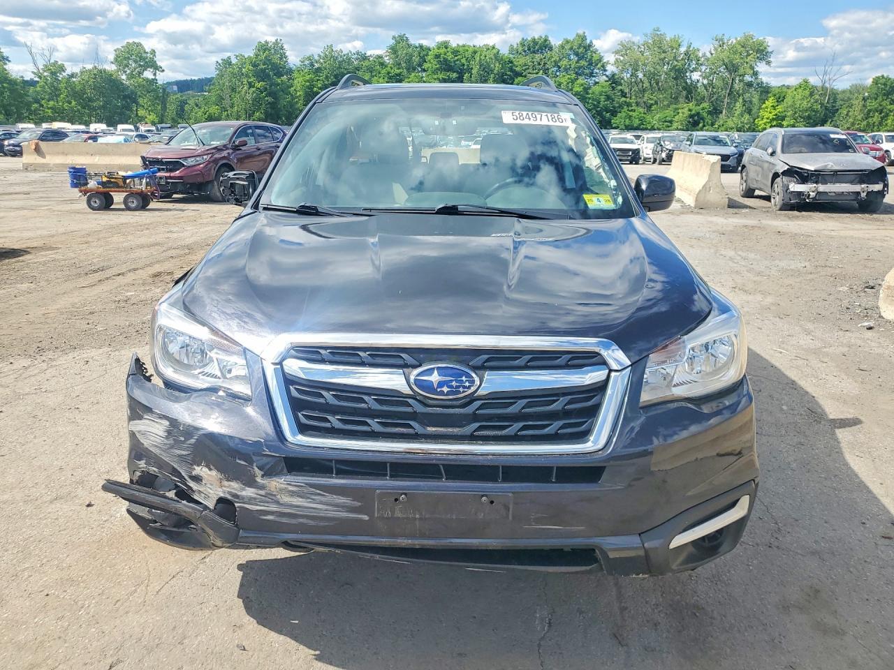 2017 SUBARU FORESTER