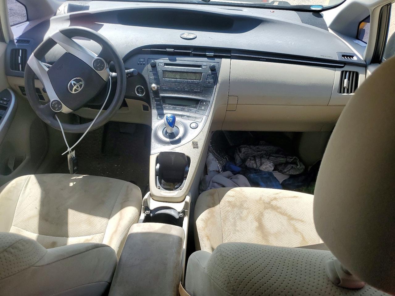 2010 TOYOTA PRIUS