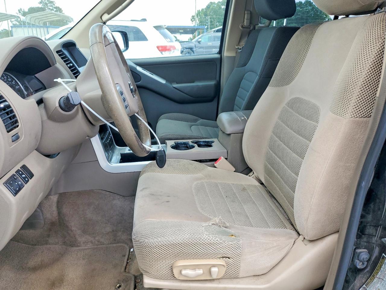 2010 NISSAN PATHFINDER
