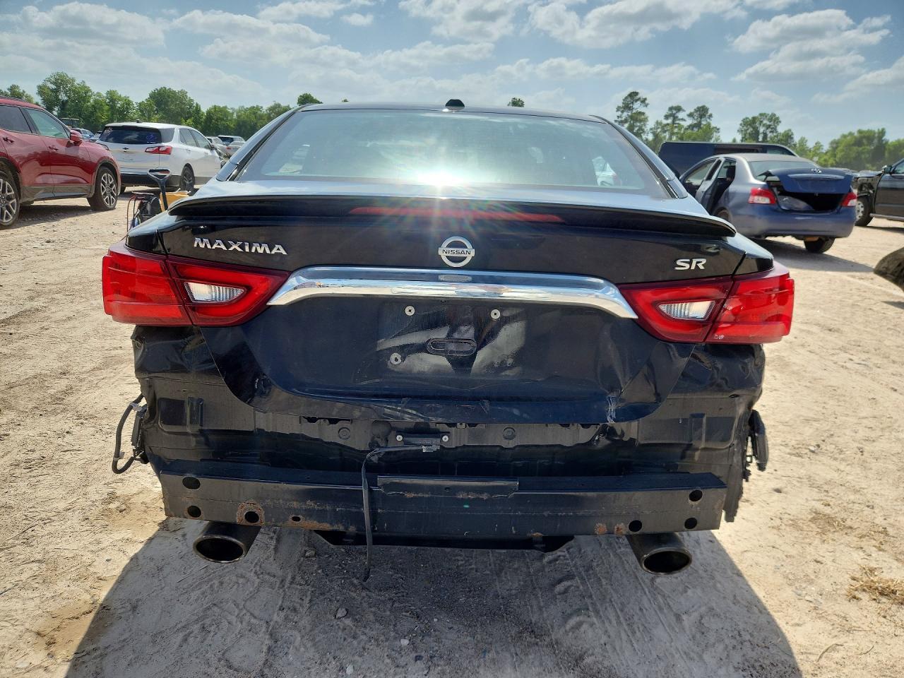 2017 NISSAN Maxima