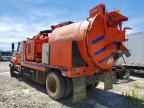 2006 FREIGHTLINER M2 106