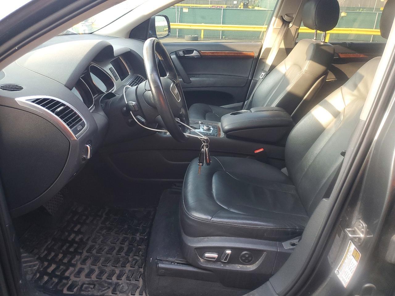 2012 AUDI Q7