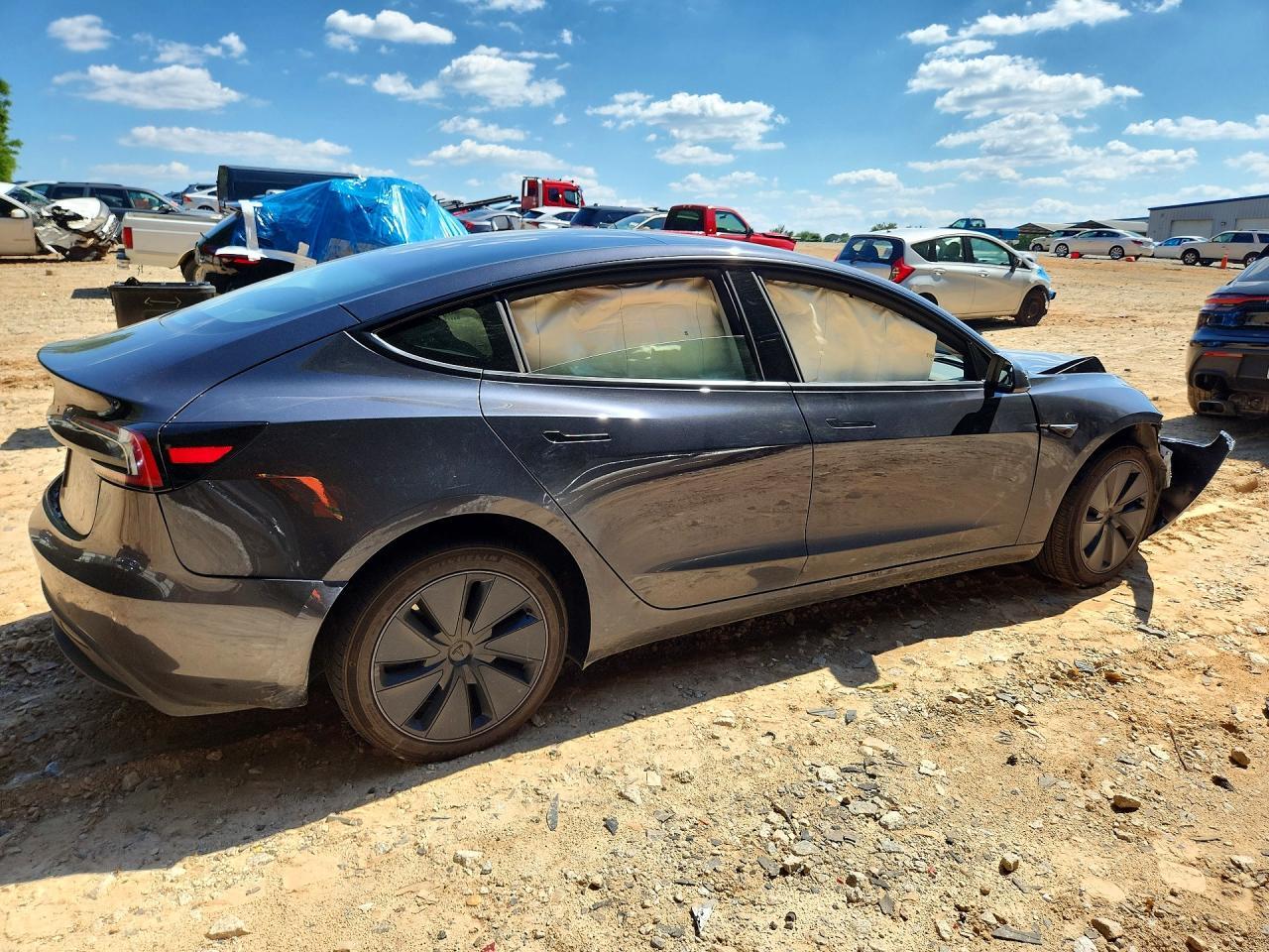 2026 TESLA MODEL 3