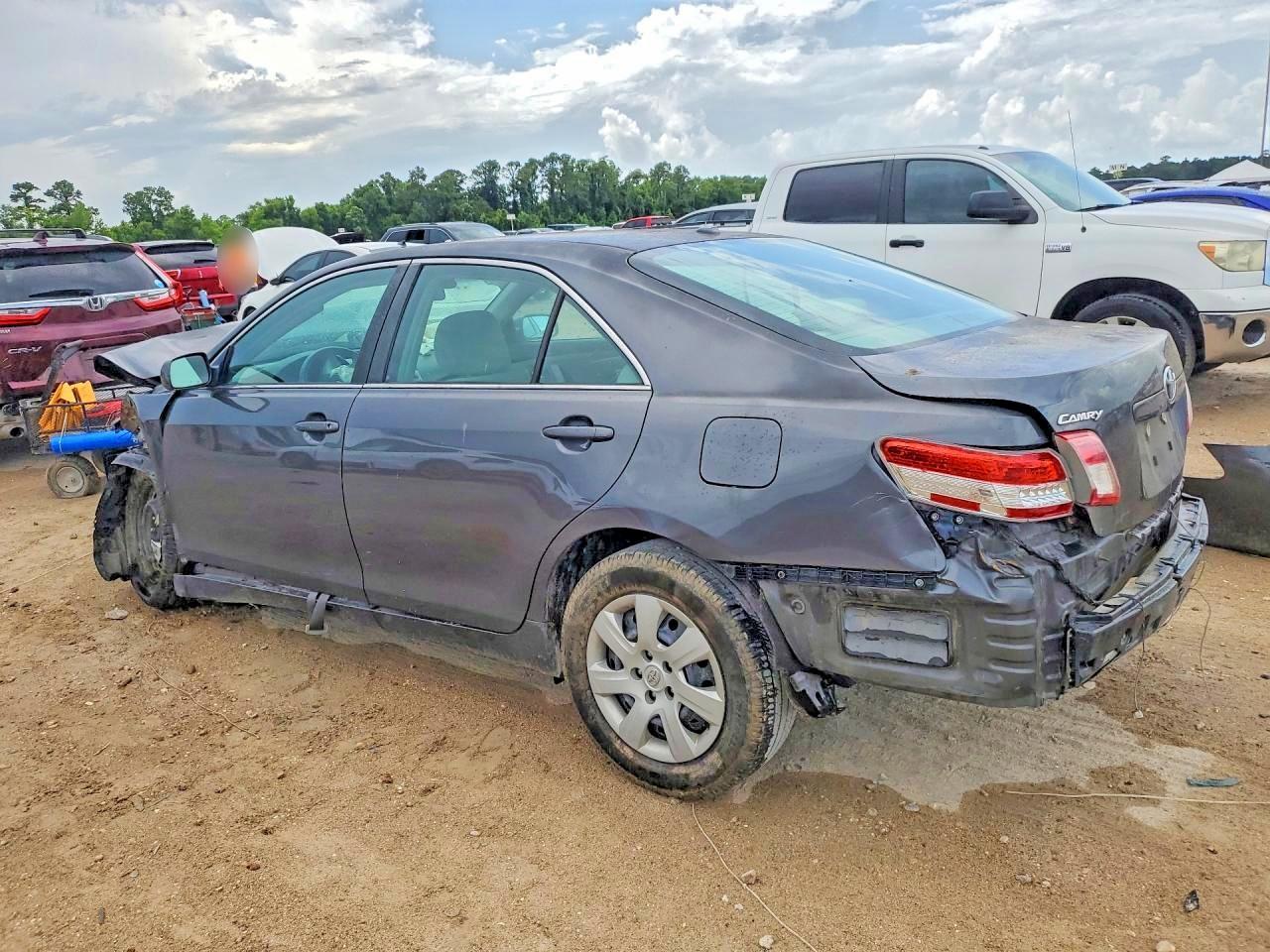 2010 TOYOTA CAMRY