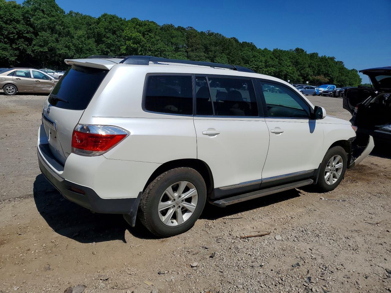 2013 TOYOTA HIGHLANDER