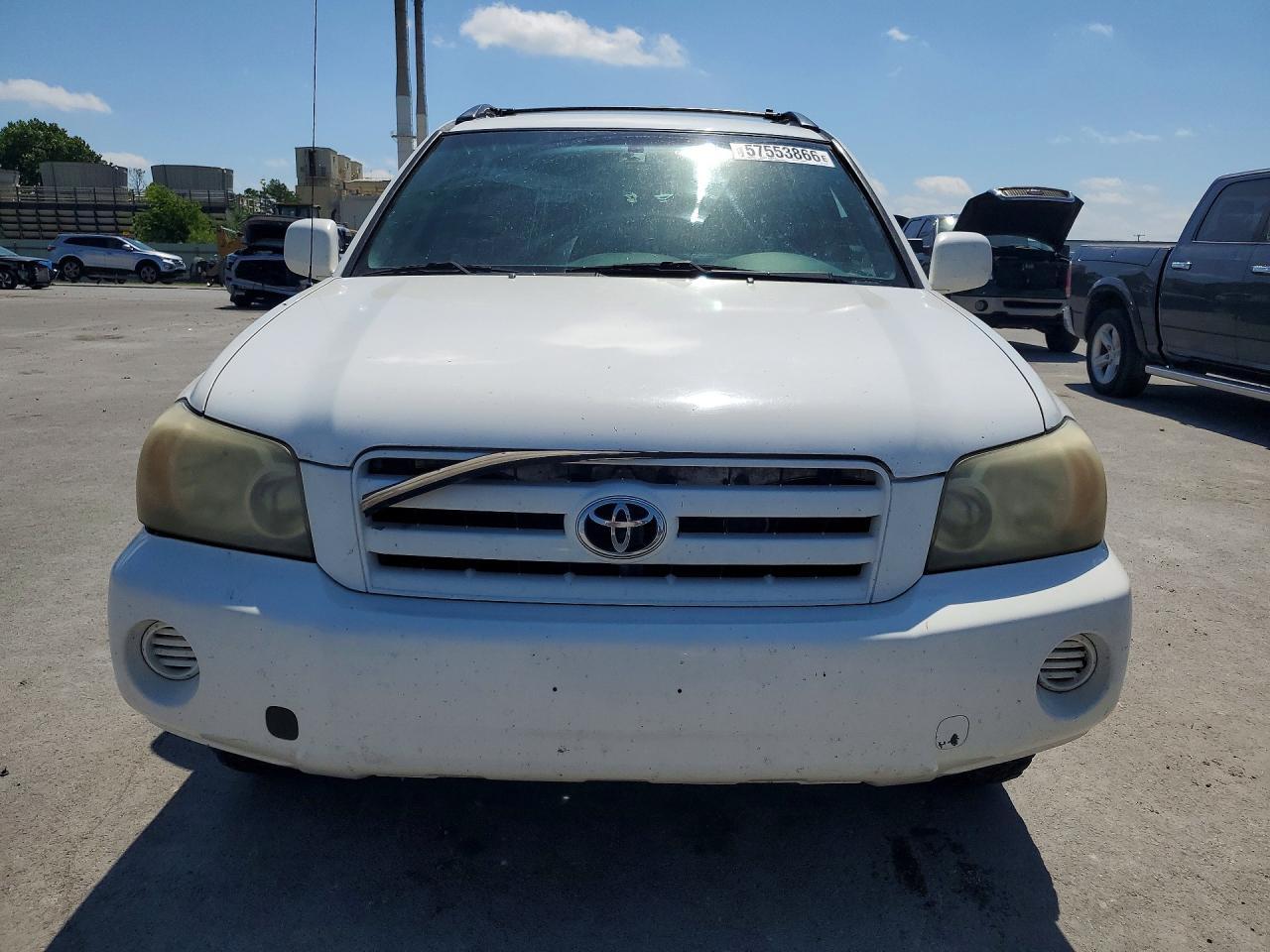 2005 TOYOTA HIGHLANDER