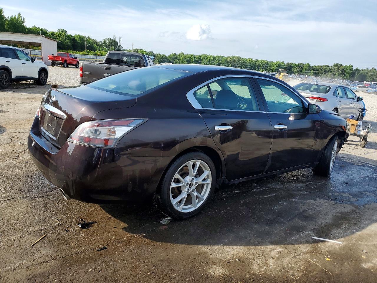2014 NISSAN Maxima