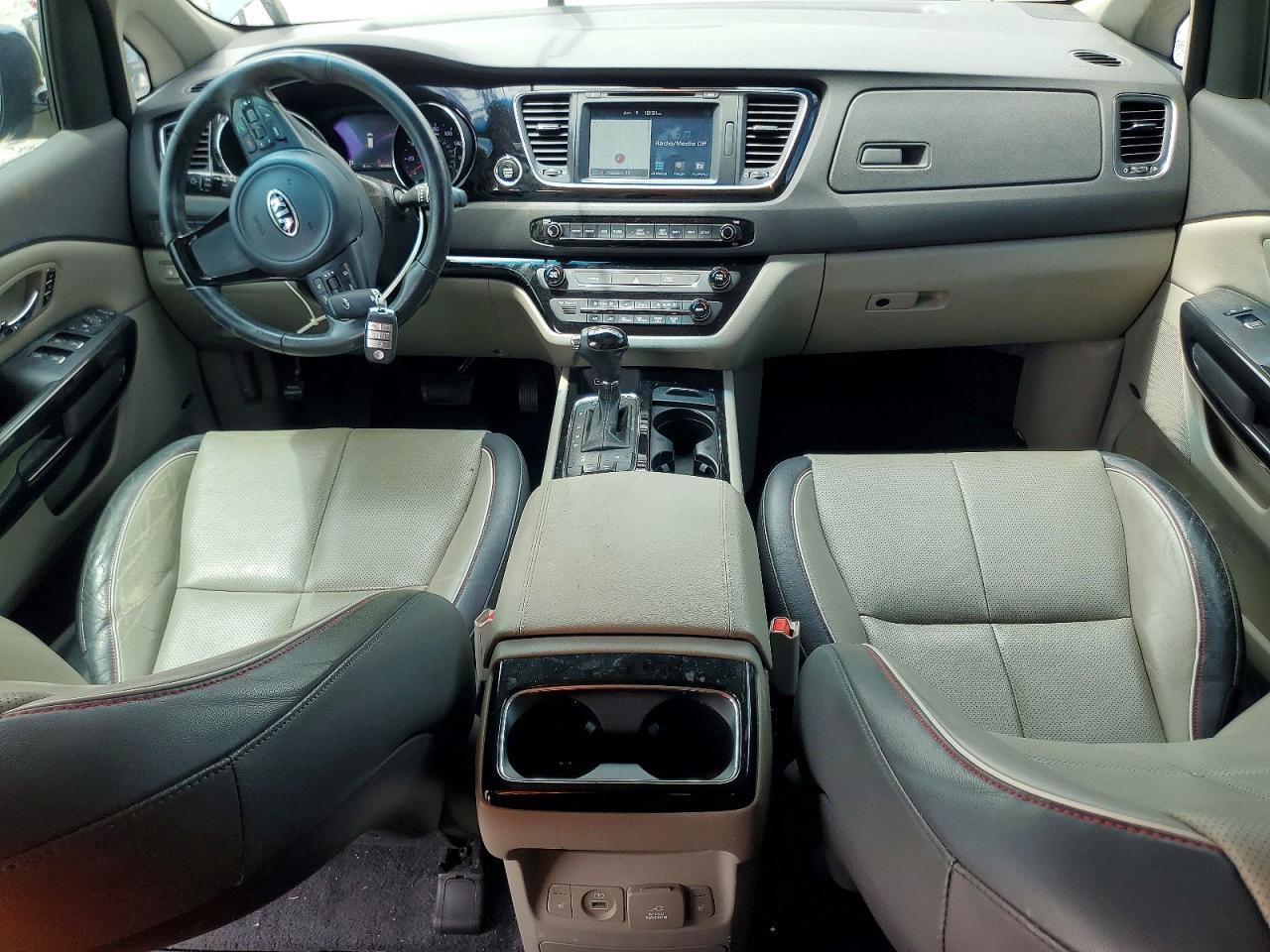 2016 KIA SEDONA