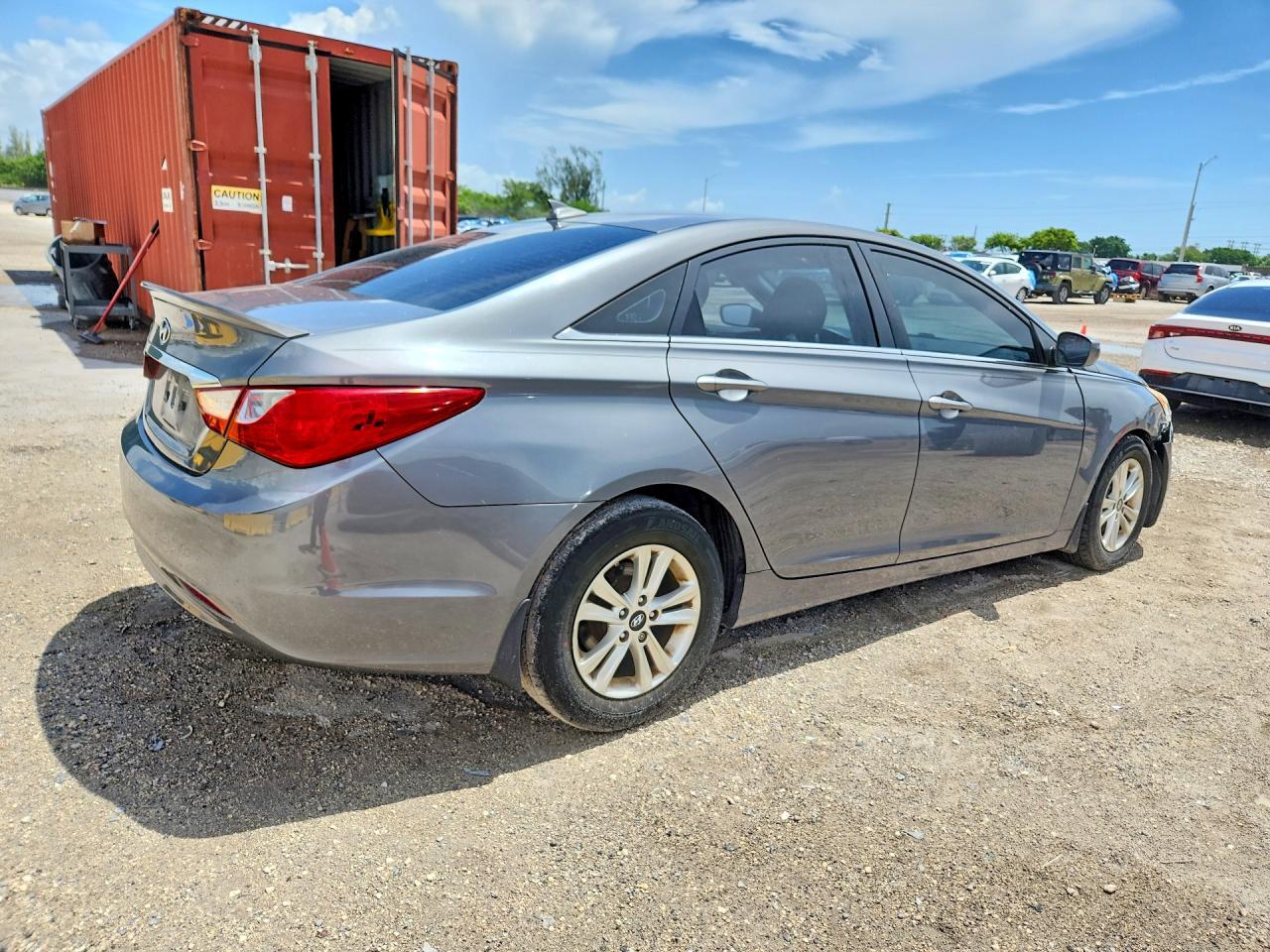 2013 HYUNDAI SONATA