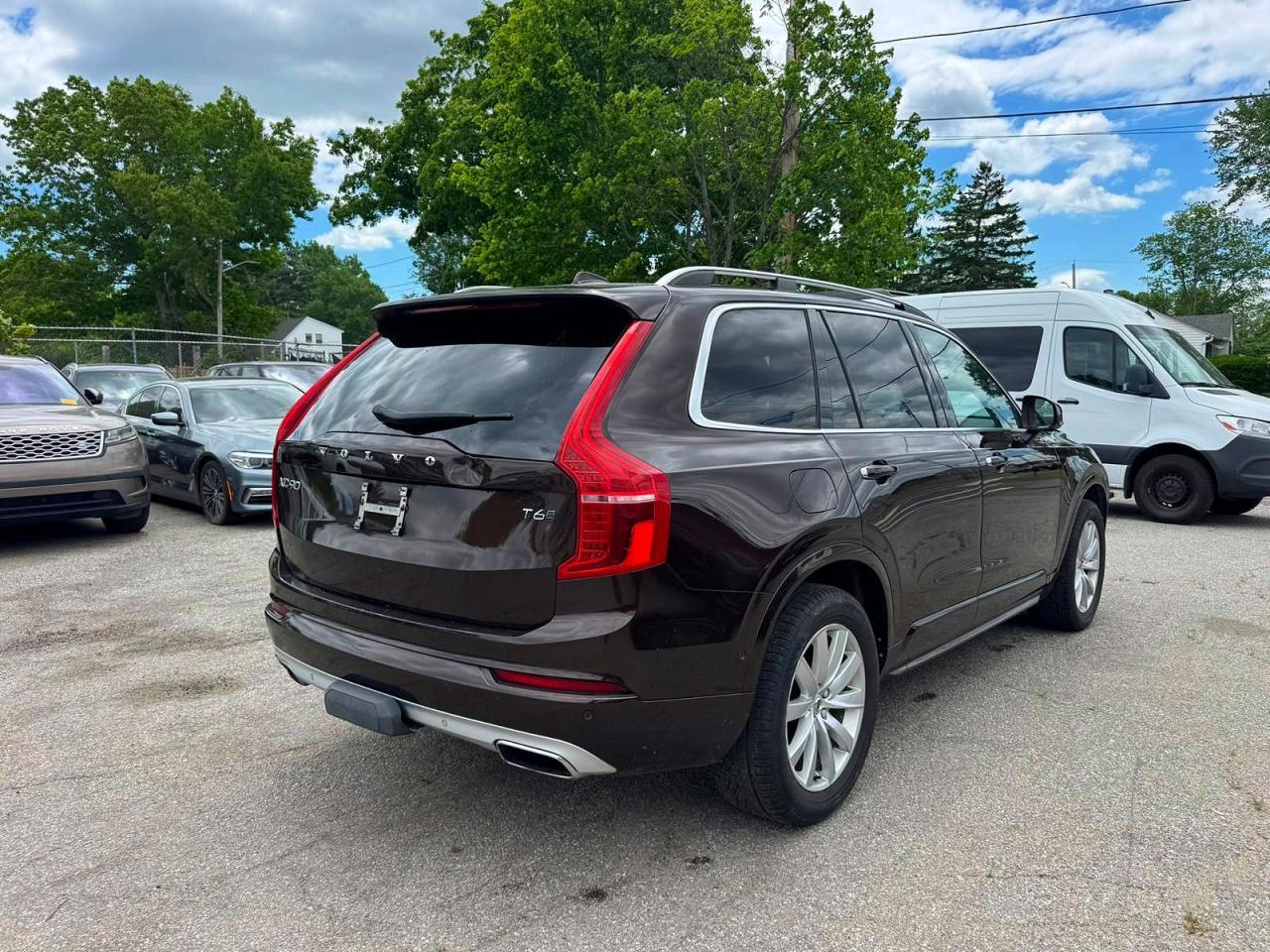 2018 VOLVO XC90