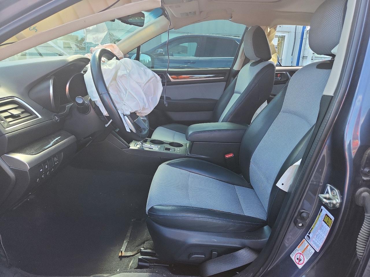 2017 SUBARU Legacy