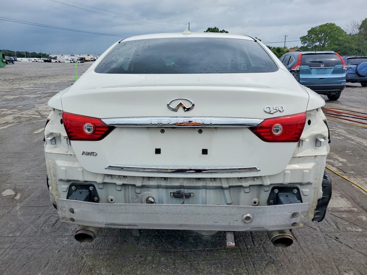 2014 INFINITI Q50