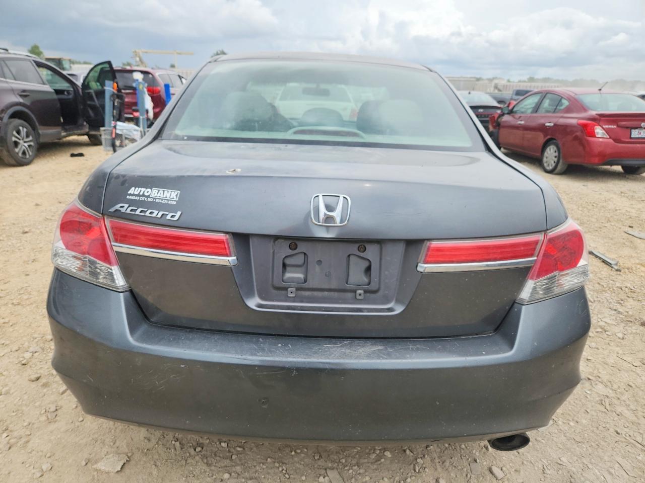 2011 HONDA ACCORD