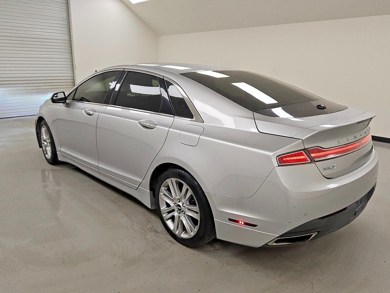 2016 LINCOLN MKZ