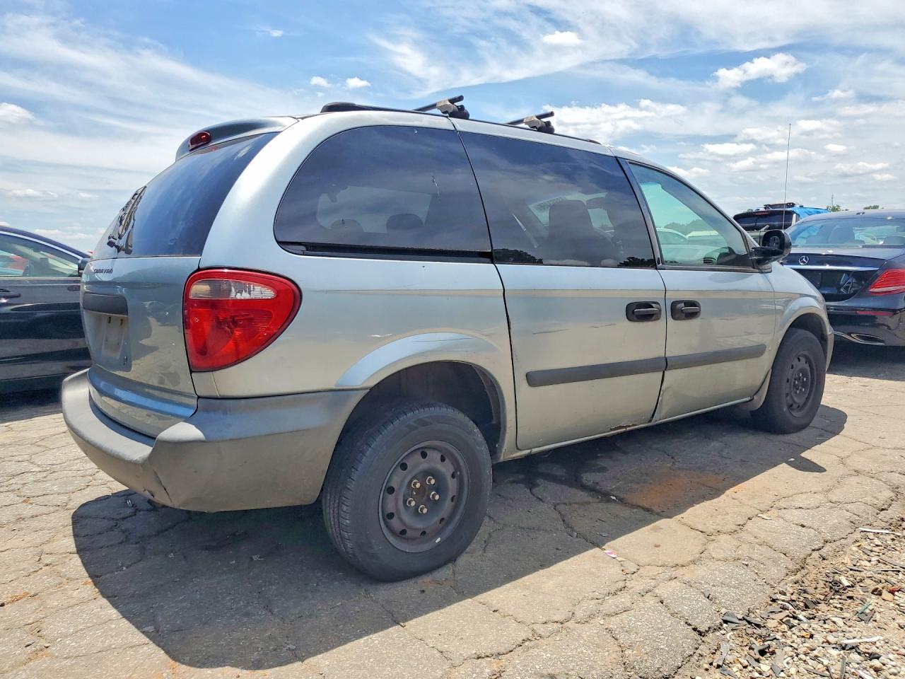 2005 DODGE CARAVAN