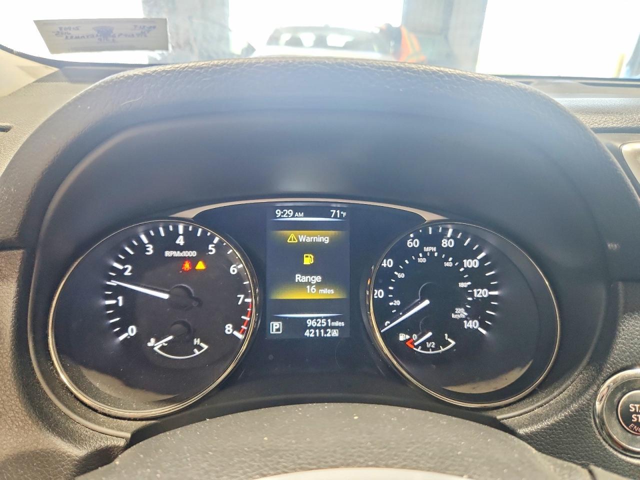 2016 NISSAN ROGUE
