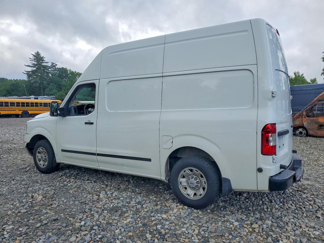 2021 NISSAN NV 2500