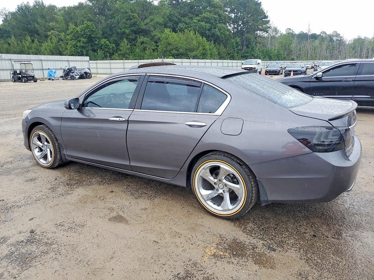 2015 HONDA ACCORD
