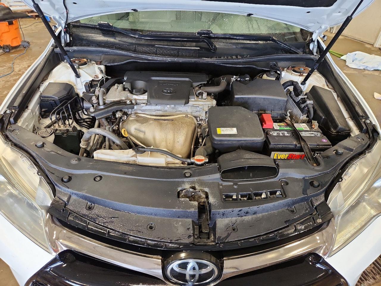 2016 TOYOTA CAMRY
