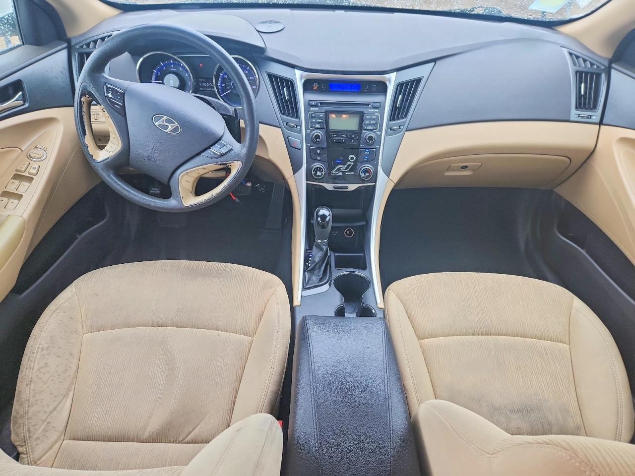 2011 HYUNDAI SONATA