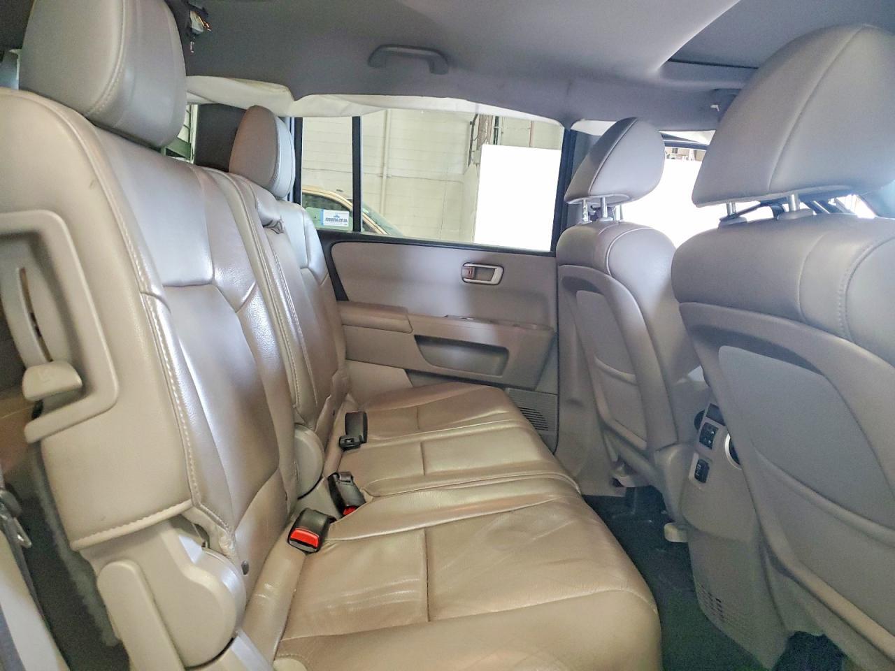 2015 HONDA PILOT