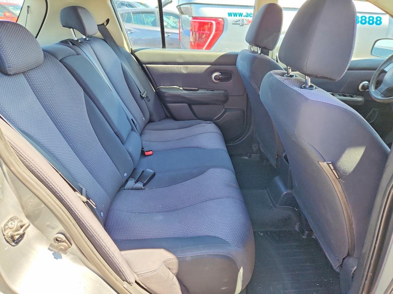2009 NISSAN VERSA