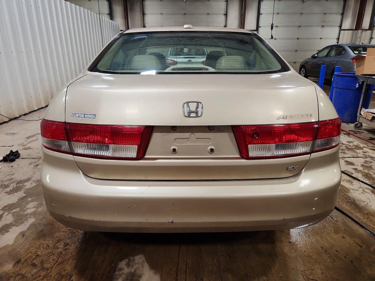2004 HONDA ACCORD