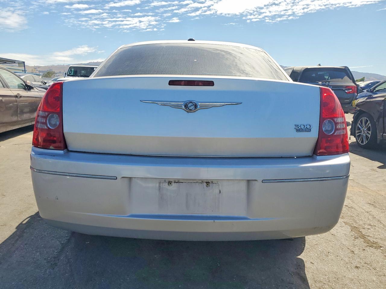2010 CHRYSLER 300