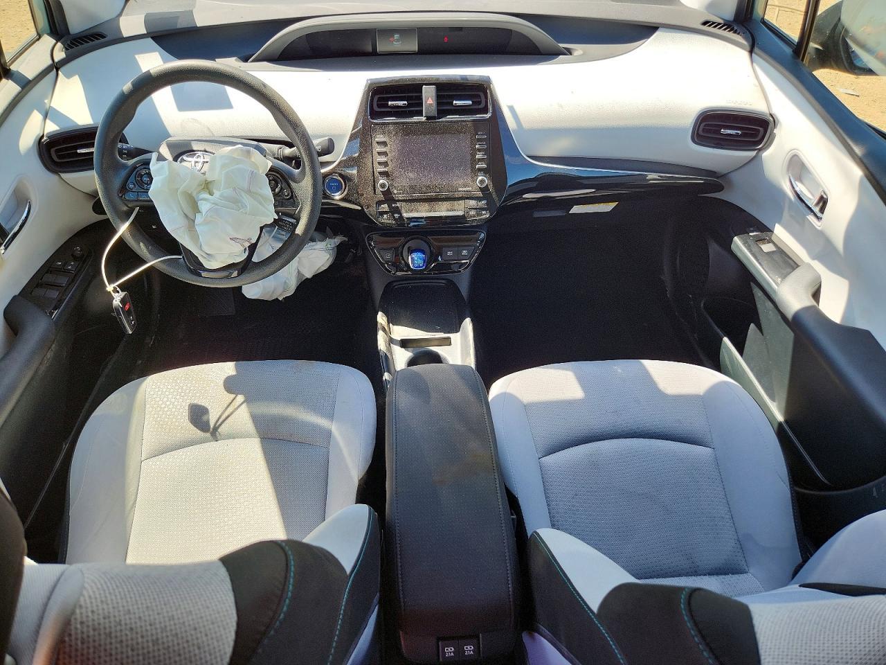 2021 TOYOTA PRIUS
