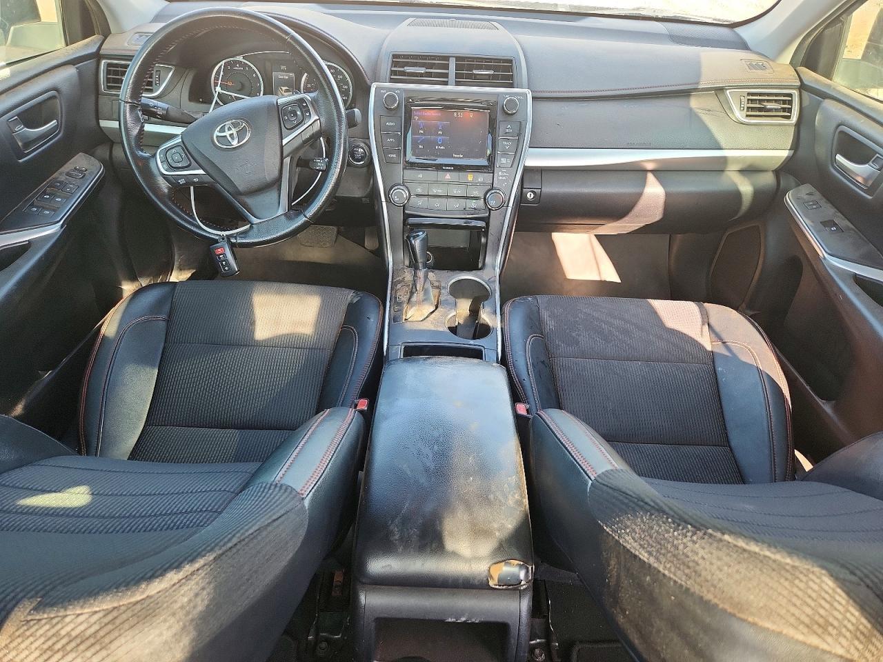 2016 TOYOTA CAMRY