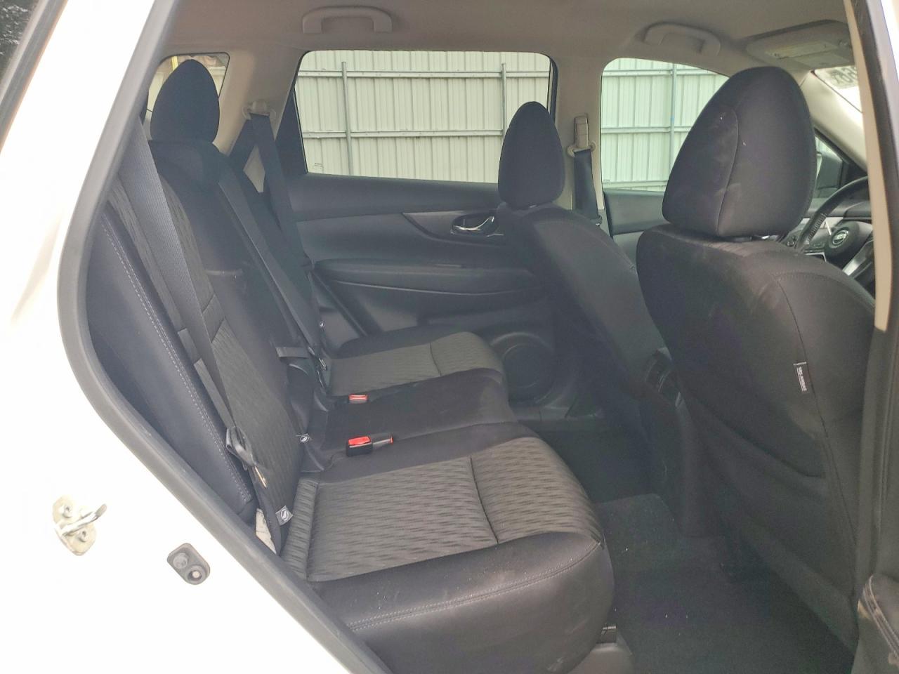 2017 NISSAN ROGUE