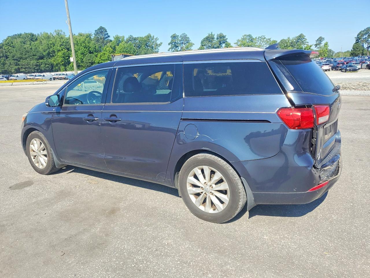 2015 KIA SEDONA