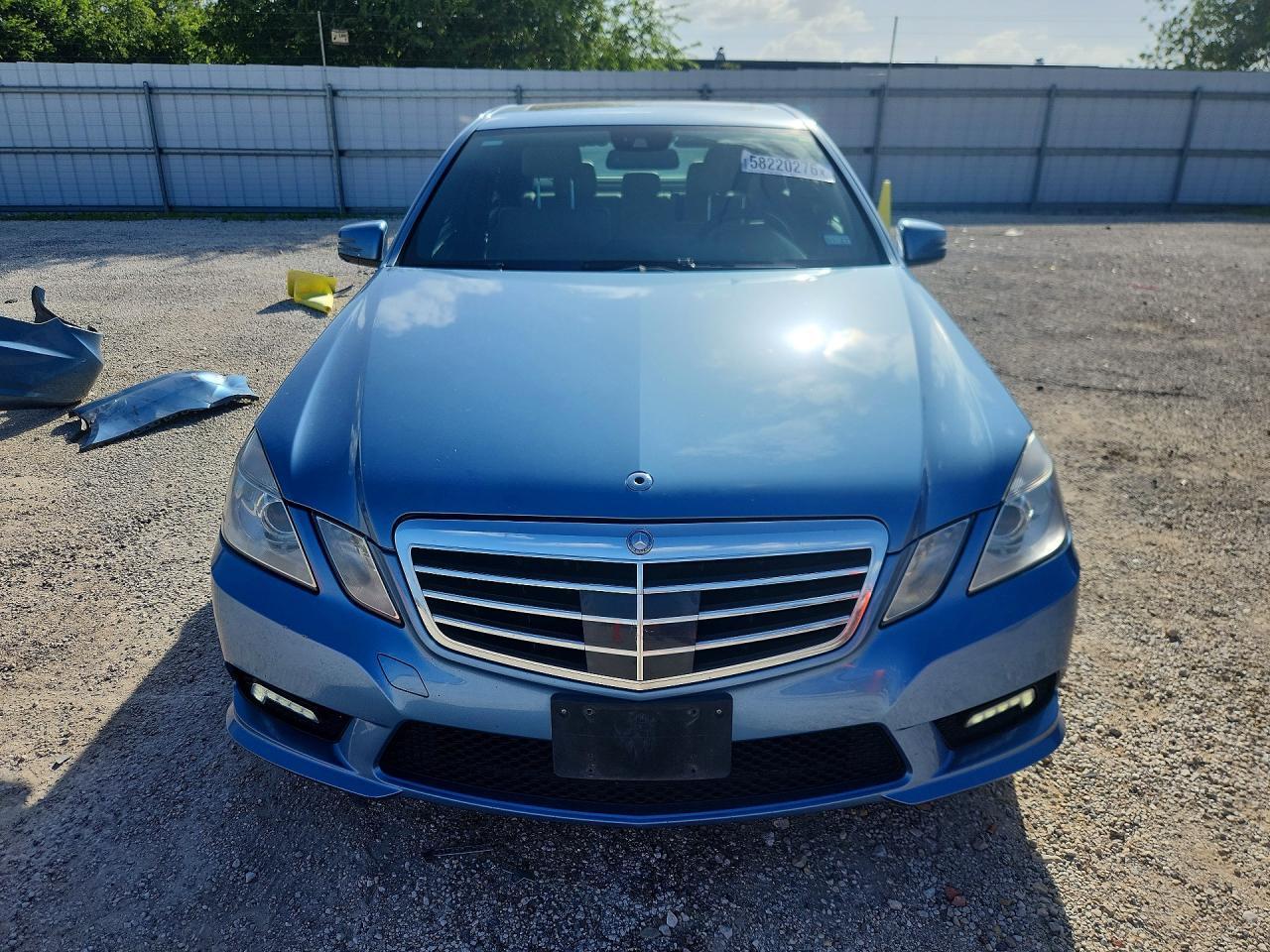 2011 MERCEDES-BENZ E-Class