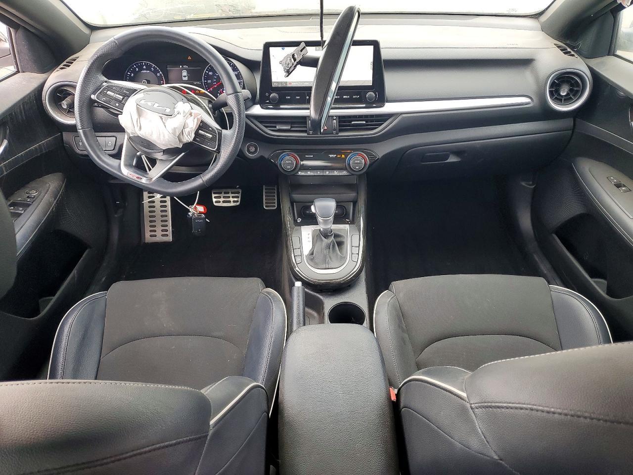 2023 KIA FORTE
