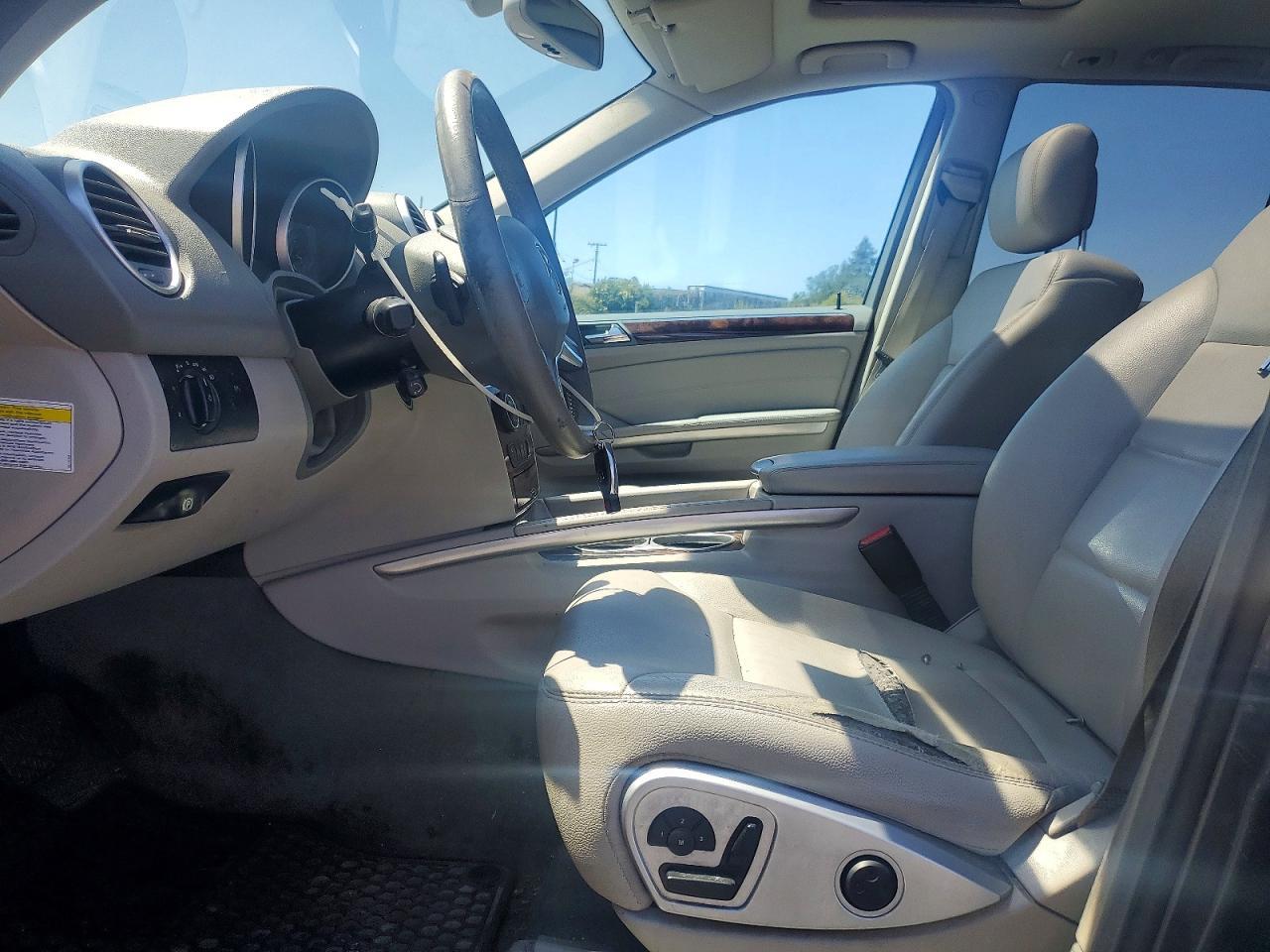 2011 MERCEDES-BENZ ML-Class