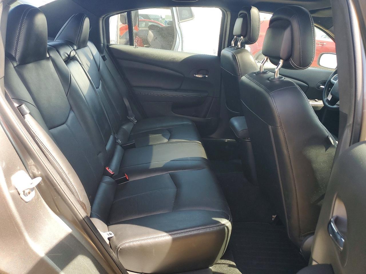 2012 CHRYSLER 200
