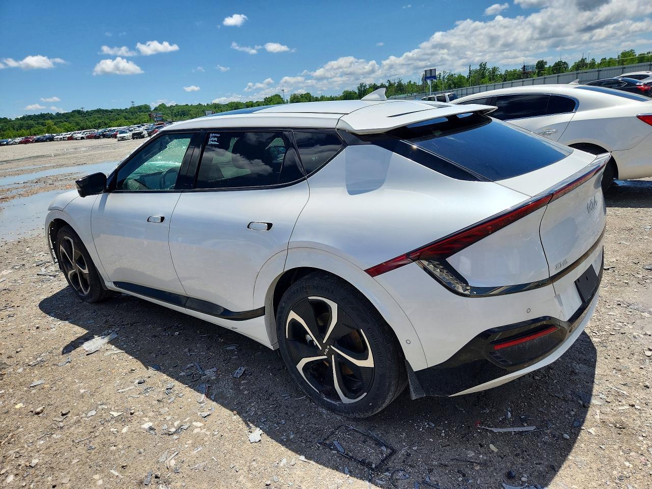 2024 KIA EV6