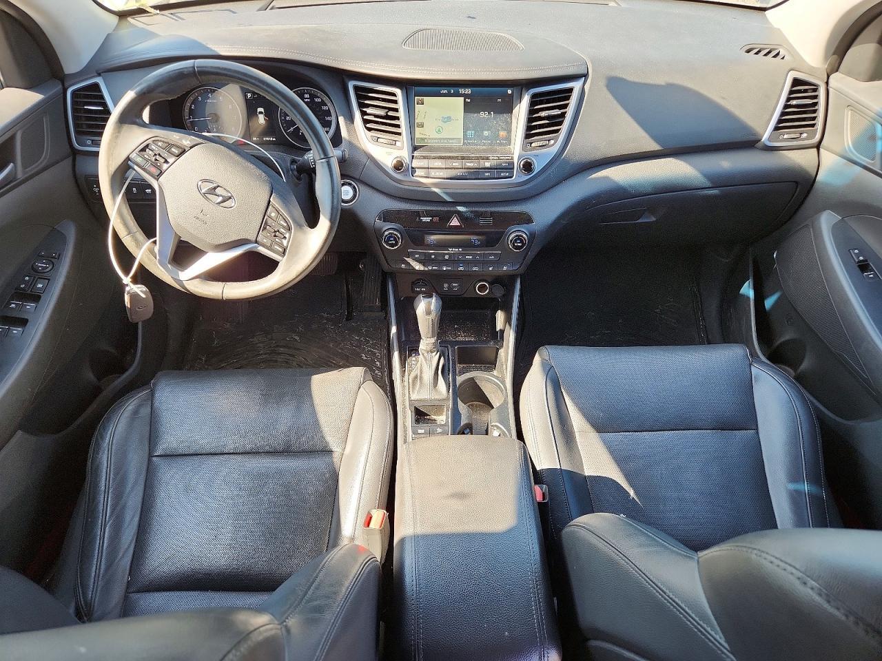 2016 HYUNDAI TUCSON
