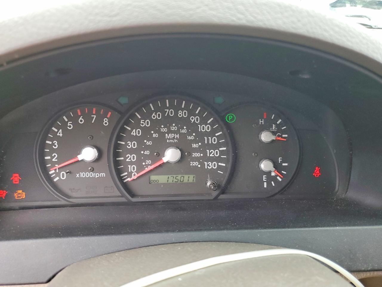 2004 KIA SORENTO