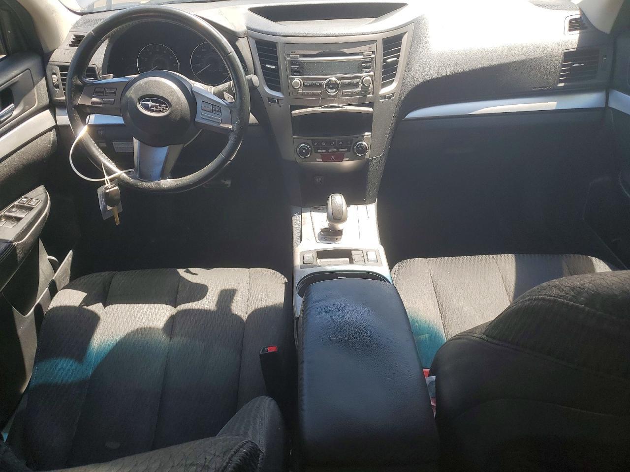 2010 SUBARU Outback