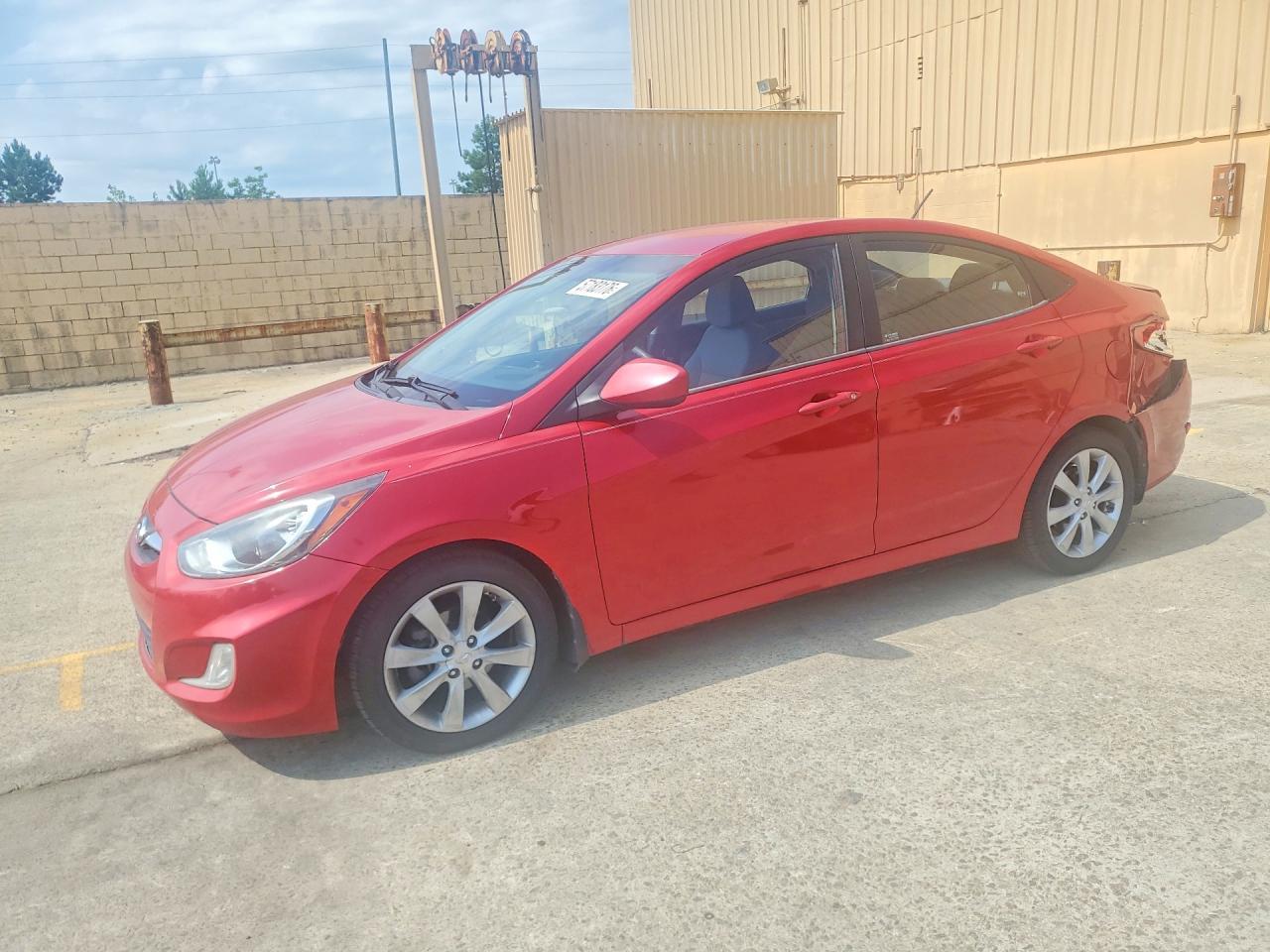 2012 HYUNDAI ACCENT